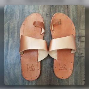 Beek finch sandal